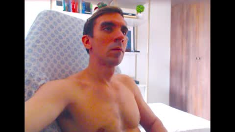 Snapshot of gatosarado23 chatting on 03.01.25 gatosarado23 online show from 03.01.25