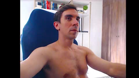 Snapshot of gatosarado23 chatting on 03.09.25 gatosarado23 online show from 03.09.25