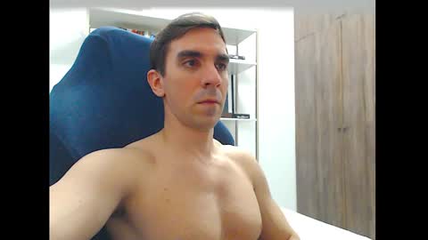 Snapshot of gatosarado23 chatting on 11.03.25 gatosarado23 online show from 11.03.25