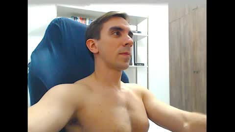 Snapshot of gatosarado23 chatting on 11.19.25 gatosarado23 online show from 11.19.25