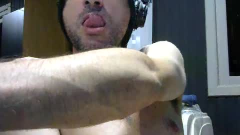 gauchors21 online show from 02.15.25