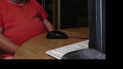 Snapshot of gavineverett3 chatting on 10.14.25 gavineverett3 online show from 10.14.25