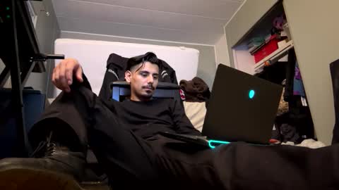 gayboyla626 online show from 10.26.25