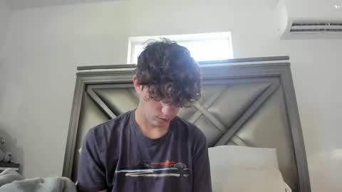 Snapshot of gayndepressed chatting on 09.20.25 Trace online show from 09.20.25