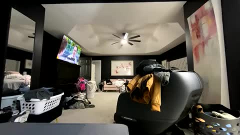 Snapshot of gaytomp402 chatting on 02.21.26 GayTomP402 online show from 02.21.26