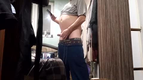 Snapshot of gazdadoka chatting on 01.12.25 gazdadjoka online show from 01.12.25