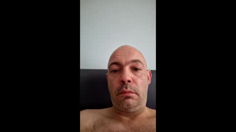 Snapshot of gazg1984 chatting on 11.06.25 gazg1984 online show from 11.06.25