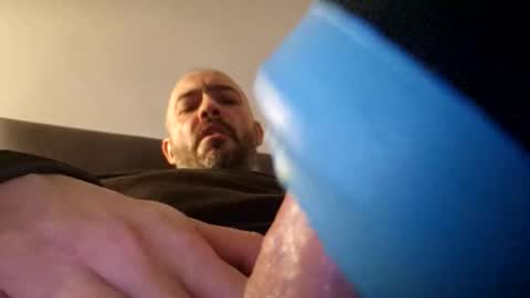 Snapshot of gazg1984 chatting on 02.18.26 gazg1984 online show from 02.18.26