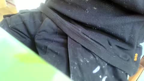 Snapshot of gazjones231 chatting on 02.19.25 gazjones231 online show from 02.19.25