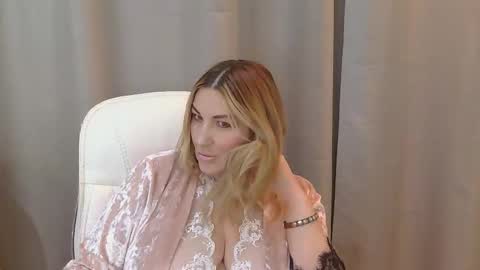 gazz2025 online show from 10.04.25