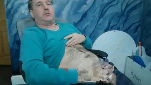 Snapshot of gazzaboy123 chatting on 02.03.25 gazzaboy123 online show from 02.03.25