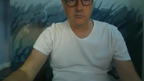 Snapshot of gazzaboy123 chatting on 10.11.25 gazzaboy123 online show from 10.11.25