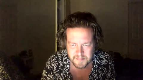 gcsurfer81 online show from 04.13.26