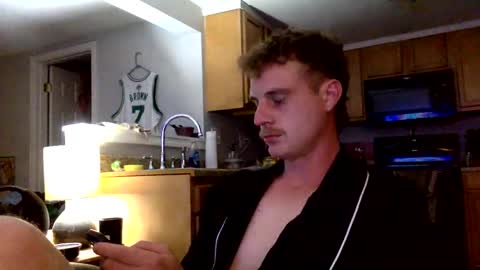 Snapshot of gdubya34 chatting on 11.09.25 Chase online show from 11.09.25