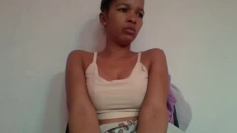 Snapshot of gelmene chatting on 06.29.26 gelmene online show from 06.29.26
