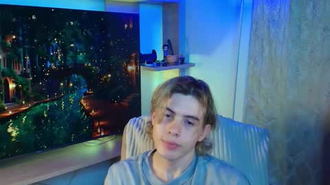 Snapshot of gemdominus chatting on 10.05.25 Gem Dominus online show from 10.05.25