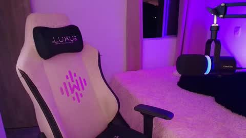 geminis11 online show from 03.18.26