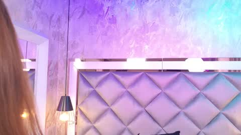 Maria  online show from 09.11.25