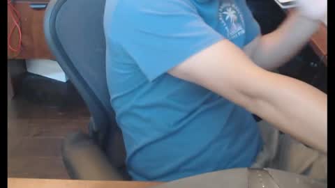 Snapshot of genefun chatting on 09.20.25 genefun online show from 09.20.25