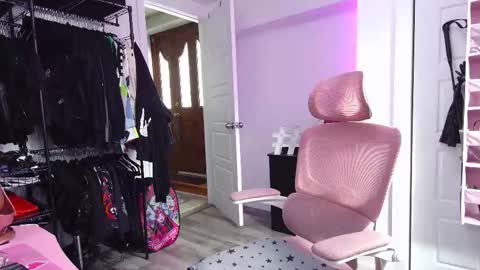 Genny Rock   and  online show from 03.05.26