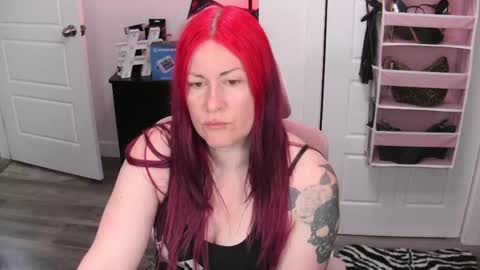 Snapshot of gennyrock chatting on 05.27.26 Genny Rock and online show from 05.27.26