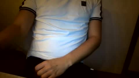 Snapshot of gentlecamdutch chatting on 09.11.25 Gentlecamdutch online show from 09.11.25