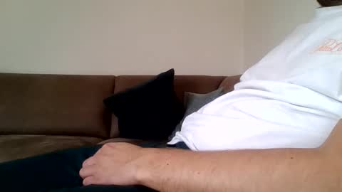 Snapshot of gentlecamdutch chatting on 11.10.25 Gentlecamdutch online show from 11.10.25