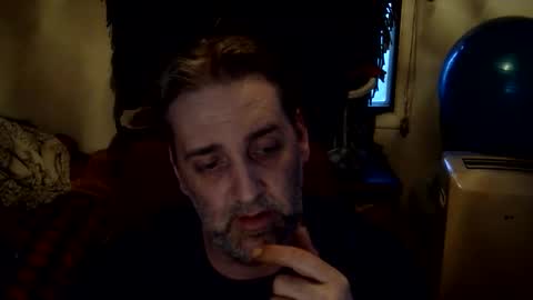 Snapshot of geoffbmn chatting on 05.03.26 geoffbmn online show from 05.03.26