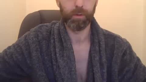 Snapshot of geon2xx chatting on 12.30.24 Geon online show from 12.30.24