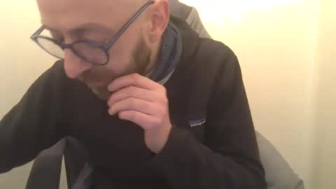 Snapshot of geon2xx chatting on 01.29.25 Geon online show from 01.29.25