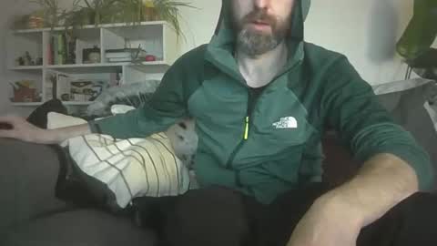 Snapshot of geon2xx chatting on 09.21.25 Geon online show from 09.21.25