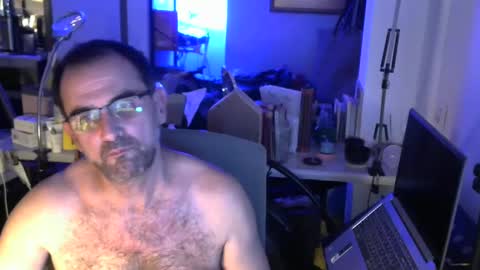 Snapshot of georgempt chatting on 01.03.25 georgempt online show from 01.03.25