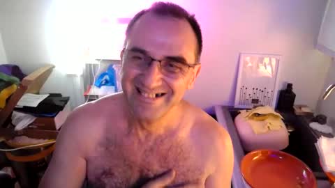 Snapshot of georgempt chatting on 02.10.25 georgempt online show from 02.10.25