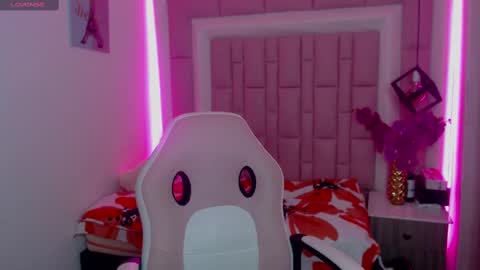 GEORGE online show from 12.18.24