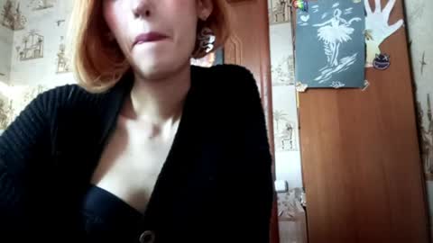 Snapshot of georgianahaeussler chatting on 06.02.26 Ellie online show from 06.02.26