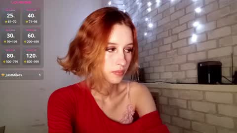 Snapshot of georgianahaeussler chatting on 07.09.26 Ellie online show from 07.09.26