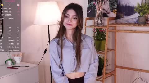 Snapshot of georgiannahearn chatting on 04.05.26 May online show from 04.05.26