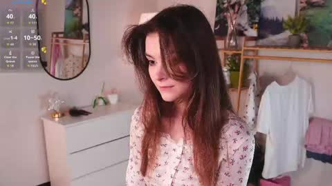 Snapshot of georgiannahearn chatting on 05.02.26 May online show from 05.02.26