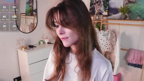 Snapshot of georgiannahearn chatting on 05.05.26 May online show from 05.05.26