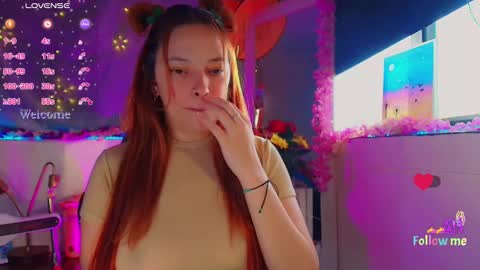 georgina_moschino online show from 10.03.25