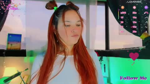 georgina_moschino online show from 04.22.26