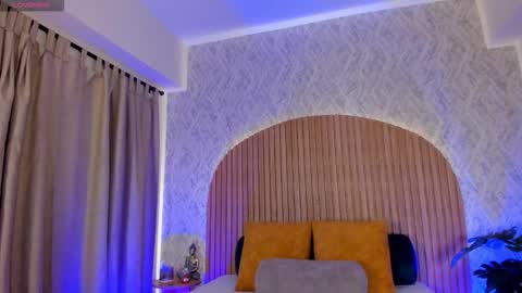 Kendal  online show from 02.24.26