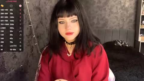 EmelyWoodes online show from 07.27.26