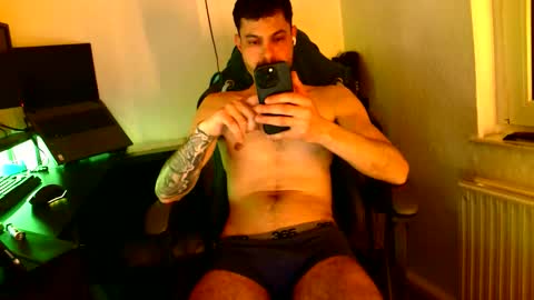 HeteroGermanbigdic77 online show from 03.29.26