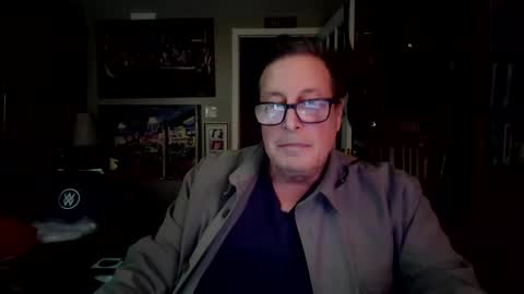 Snapshot of gerrardjj chatting on 11.14.25 Jason online show from 11.14.25