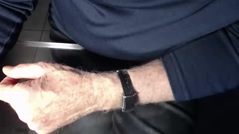 Snapshot of gesiur chatting on 02.02.25 geo online show from 02.02.25