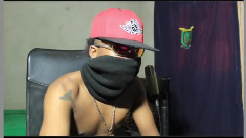 Snapshot of ghettolife2020 chatting on 01.18.25 ghettolife2020 online show from 01.18.25
