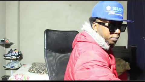 Snapshot of ghettolife2020 chatting on 10.14.25 ghettolife2020 online show from 10.14.25