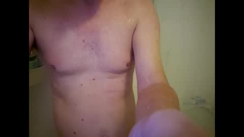 Snapshot of ghorneybee chatting on 10.31.25 G online show from 10.31.25