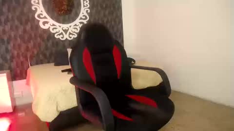 Snapshot of ghost__girl_ chatting on 09.25.25 Your Girl online show from 09.25.25